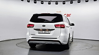 KIA CARNIVAL 2017