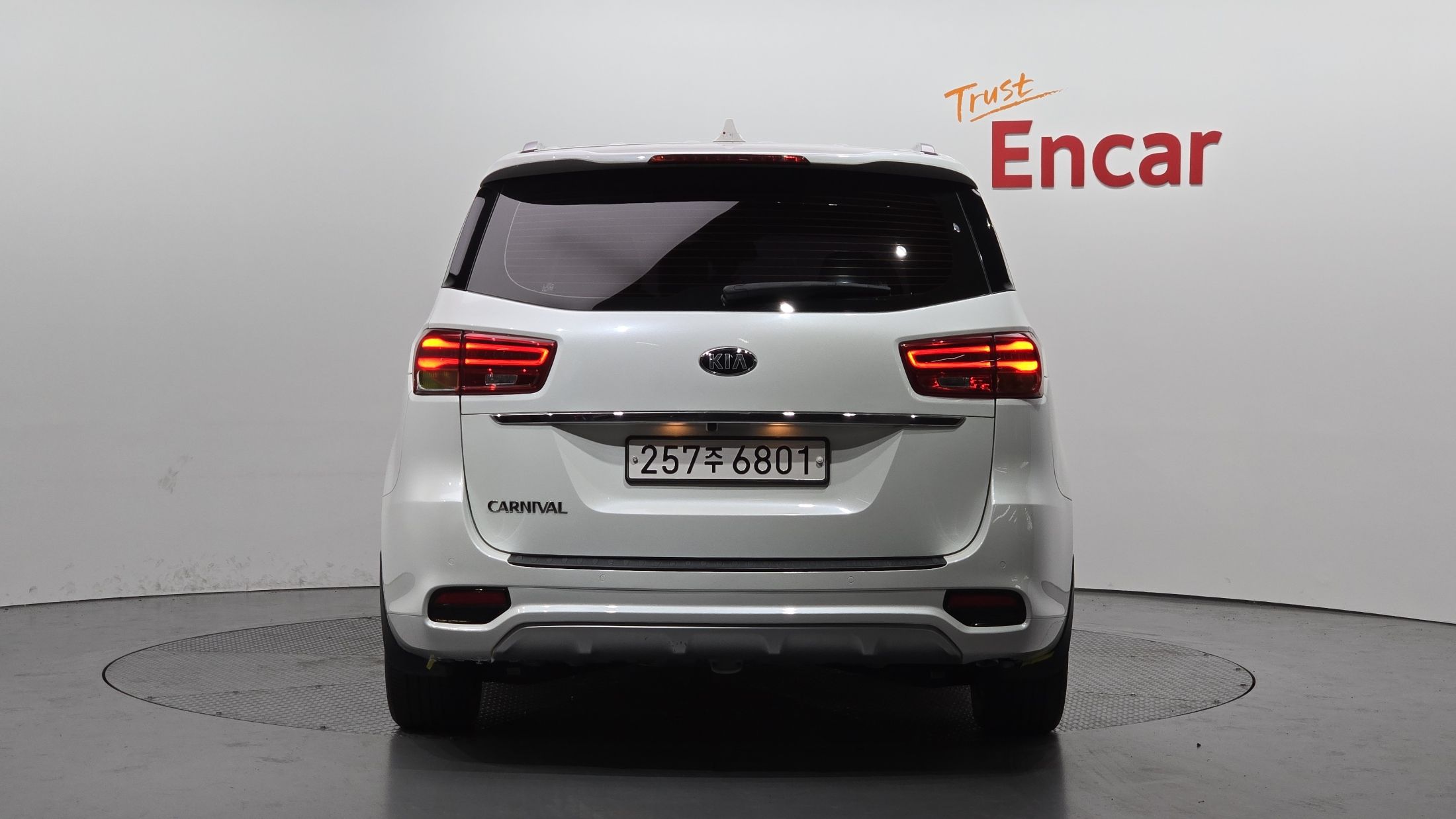 KIA CARNIVAL 2020