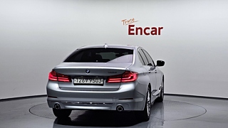BMW 5-SERIES G30 2020
