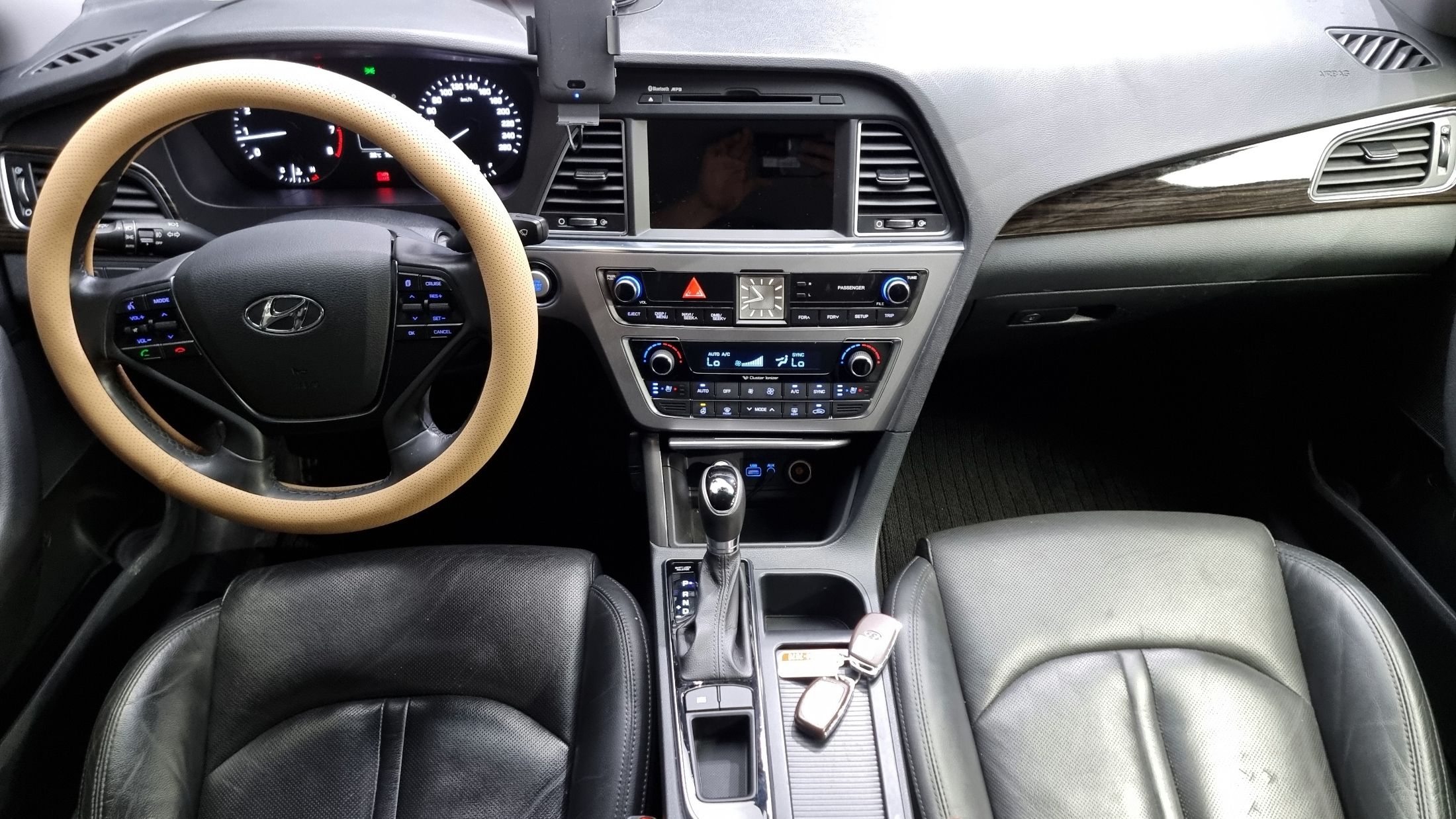 HYUNDAI SONATA LF 2016