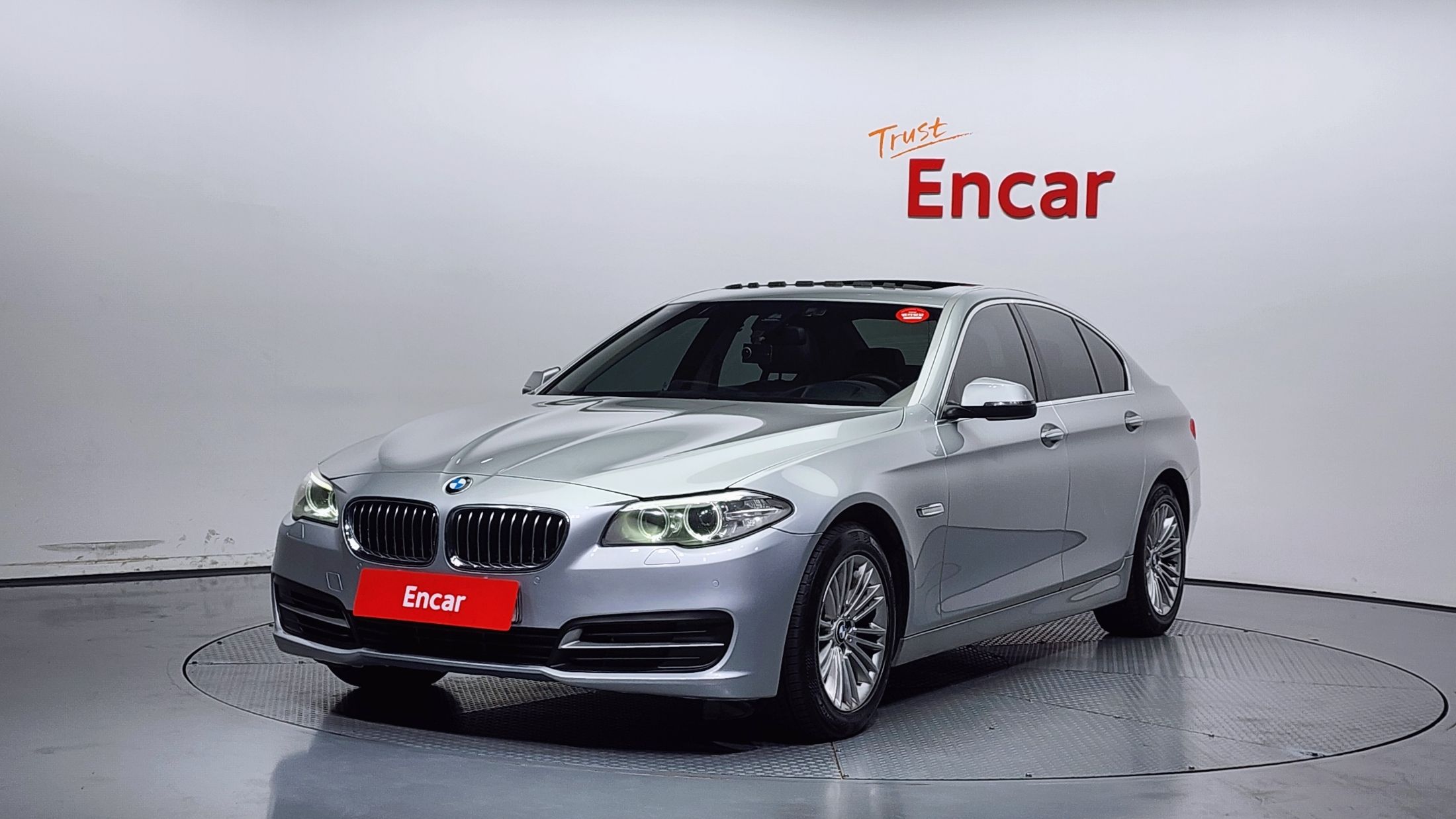 BMW 5-SERIES F10 2014