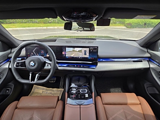 BMW 5-SERIES G60 2024