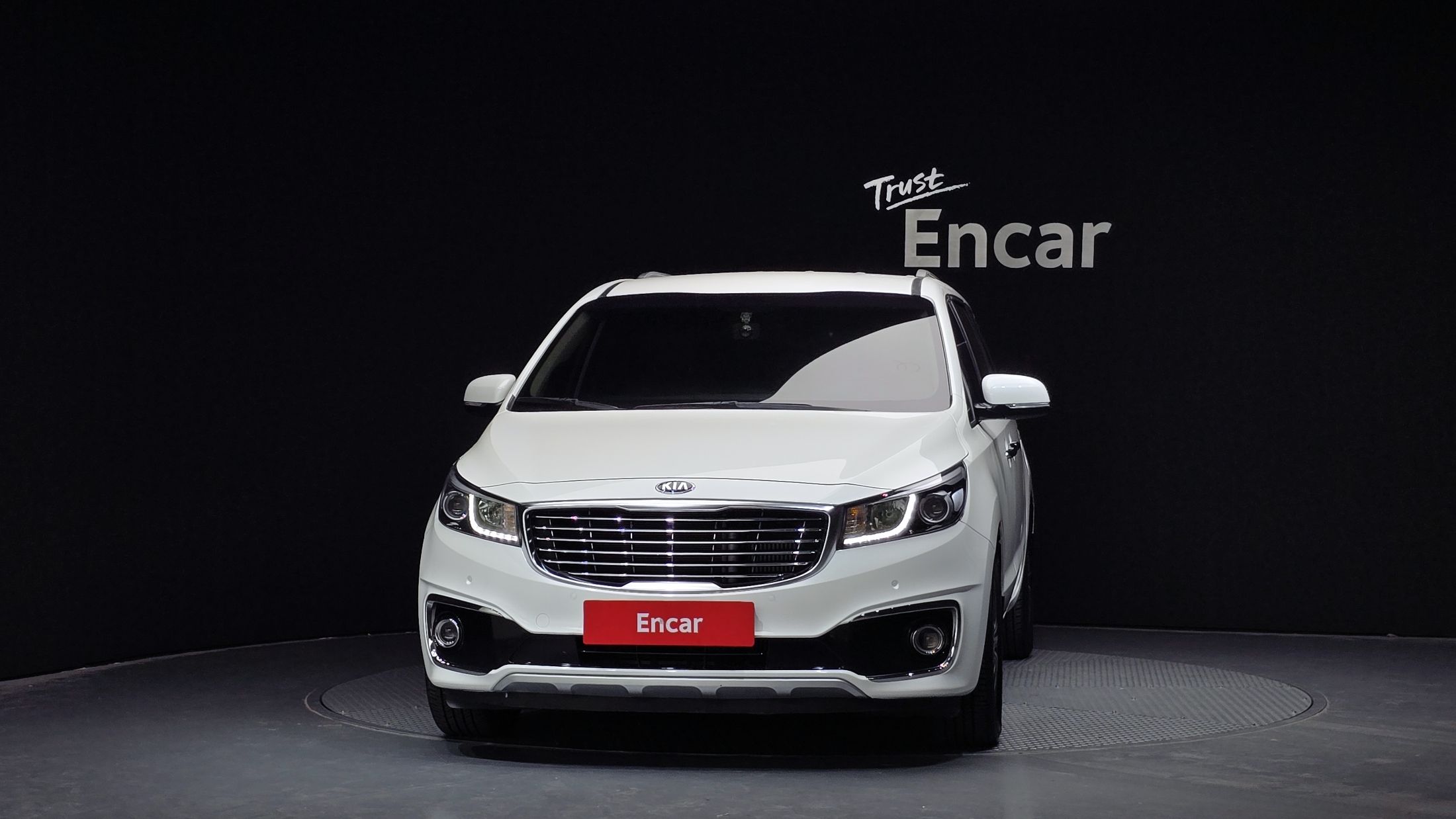 KIA CARNIVAL 2018