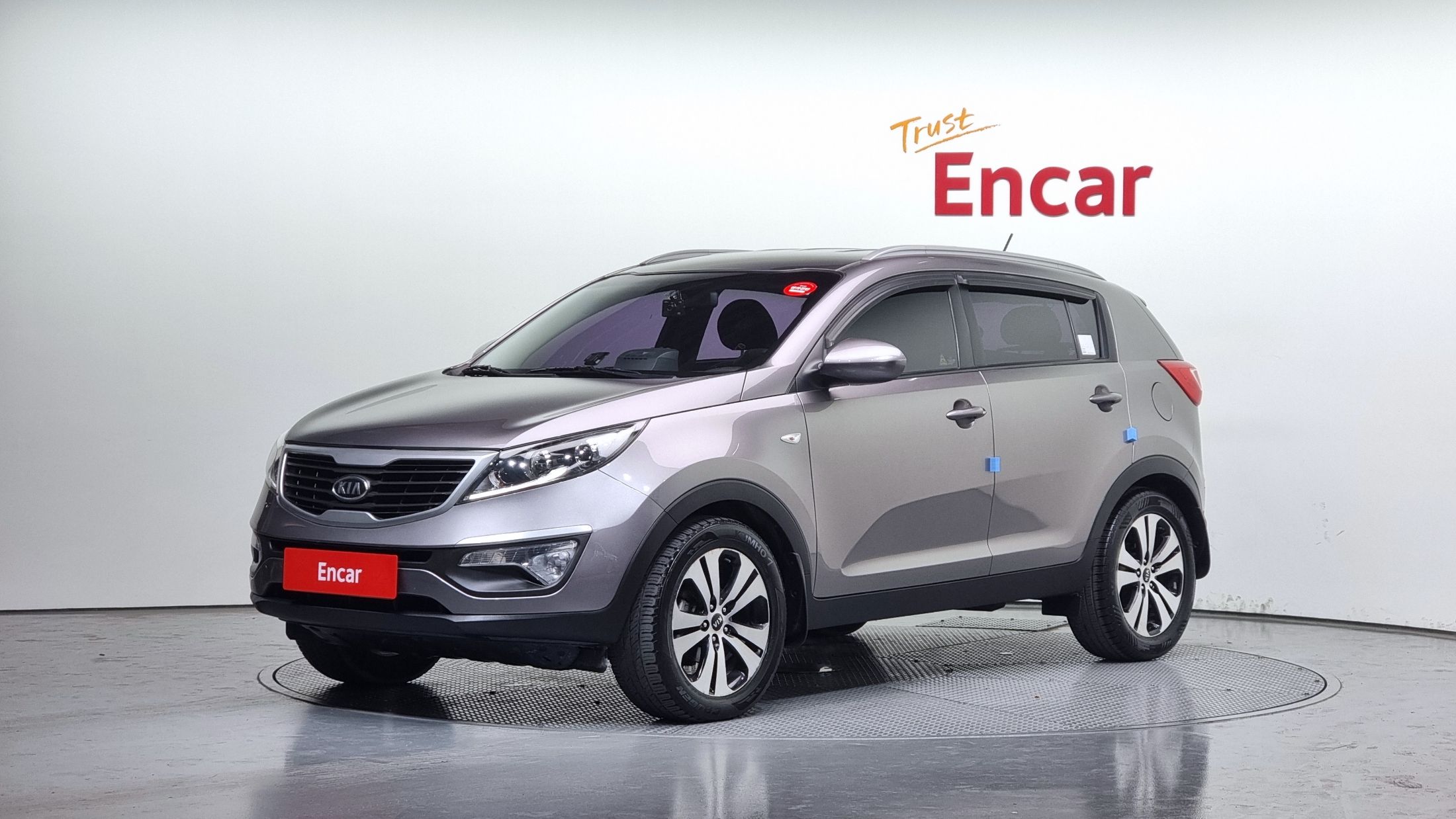 KIA SPORTAGE R