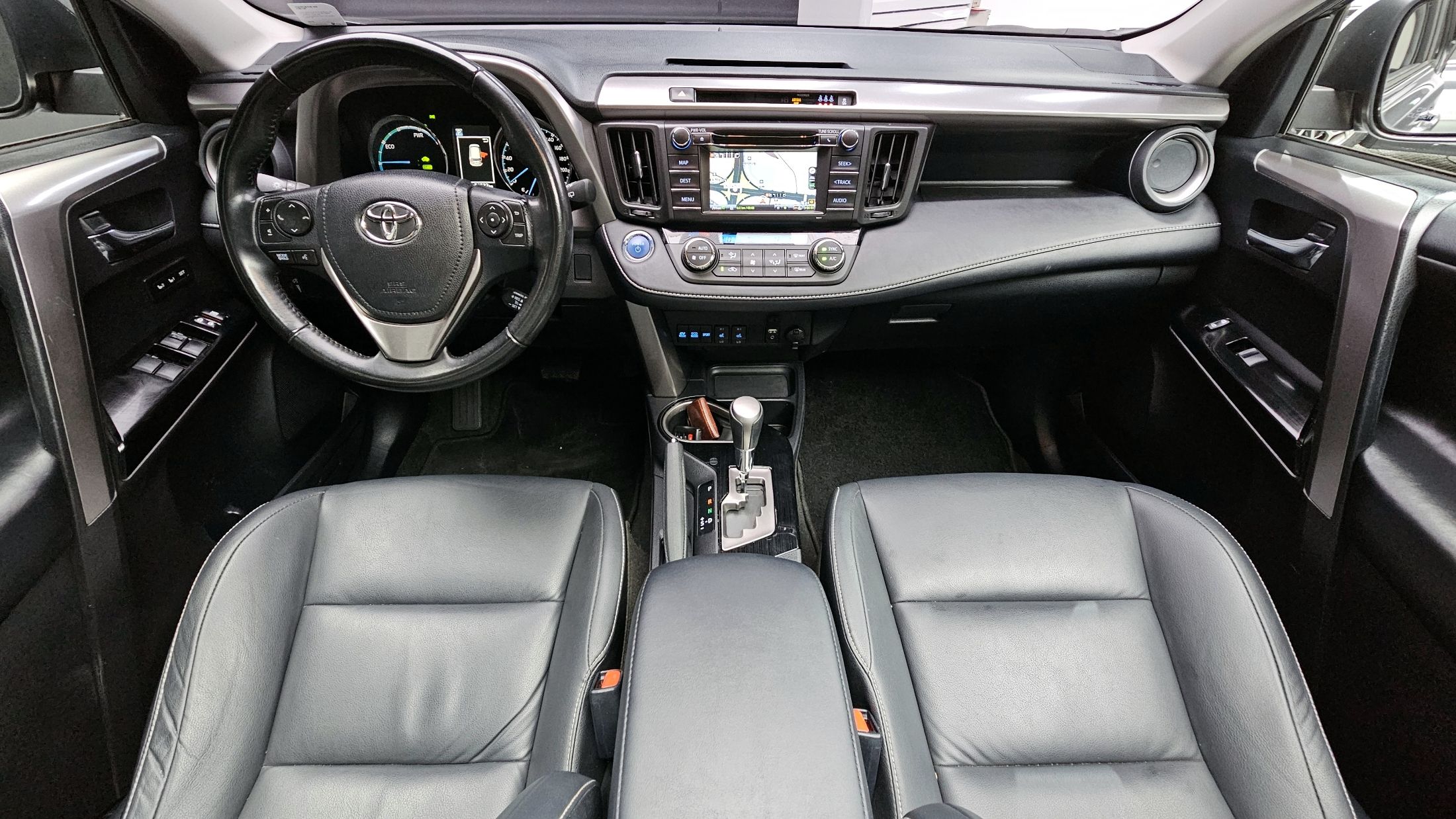 TOYOTA RAV4 2017