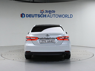 TOYOTA CAMRY XV70 2017