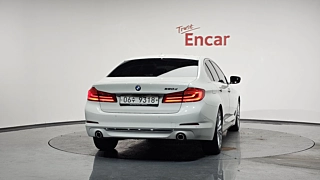 BMW 5-SERIES G30 2018