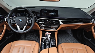 BMW 5-SERIES G30 2018