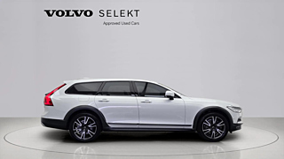 VOLVO V90 CROSS COUNTRY 2019