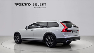 VOLVO V90 CROSS COUNTRY 2019