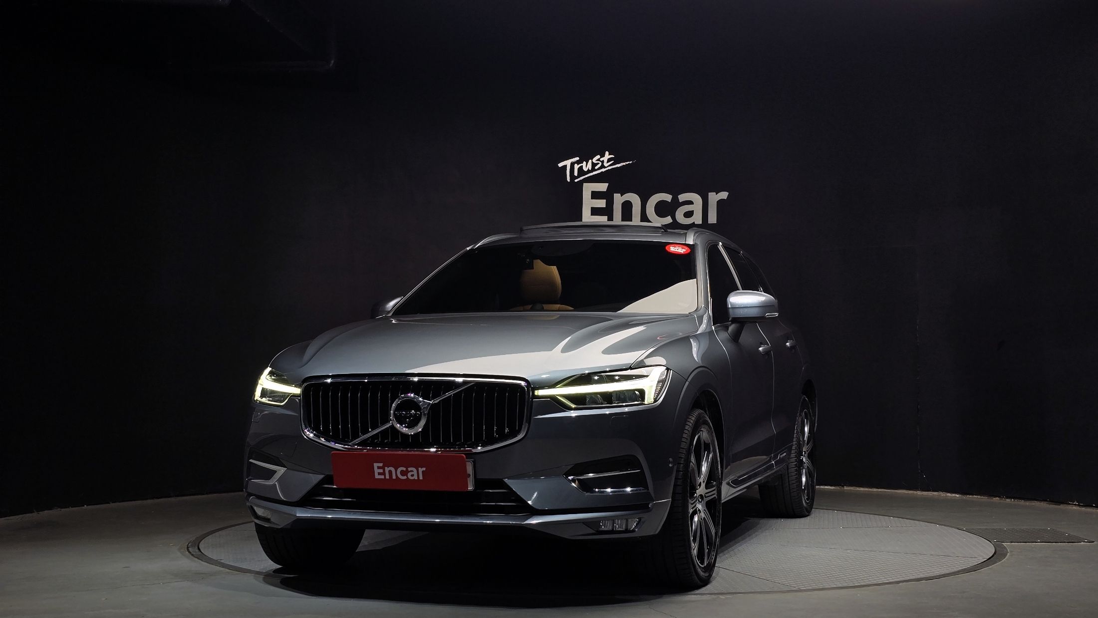 VOLVO XC60 2018