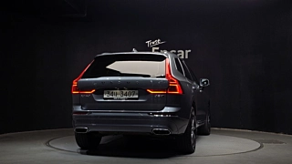 VOLVO XC60 2018