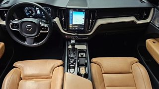 VOLVO XC60 2018