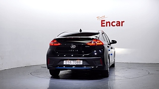 HYUNDAI IONIQ HYBRID 2018