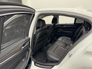 BMW 5-SERIES G30 2022