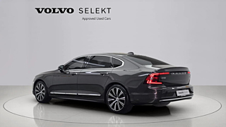 VOLVO S90 2022