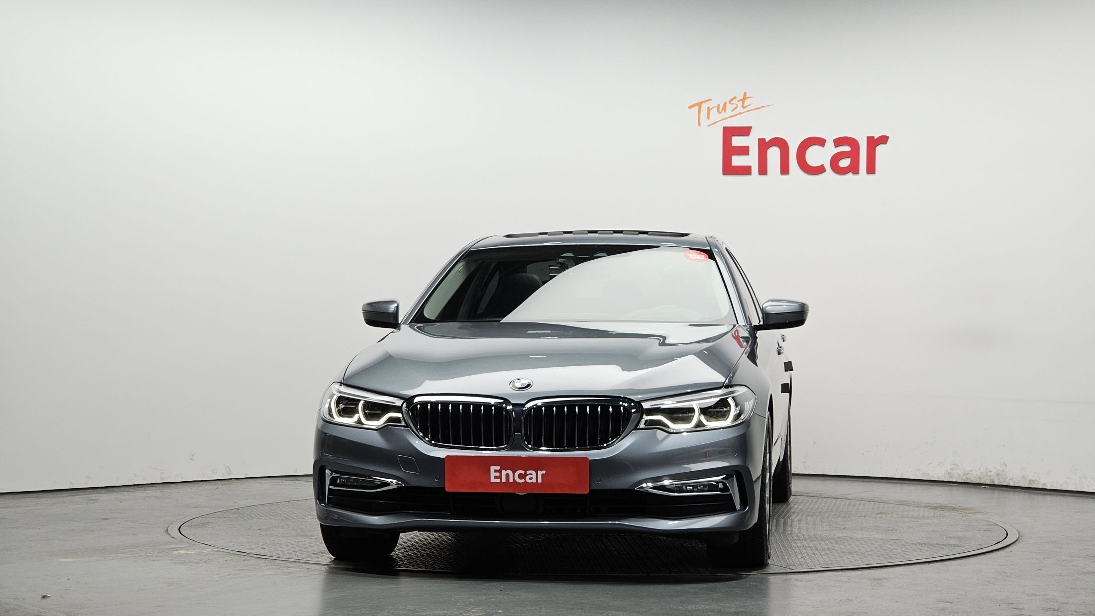 BMW 5-SERIES G30 2018