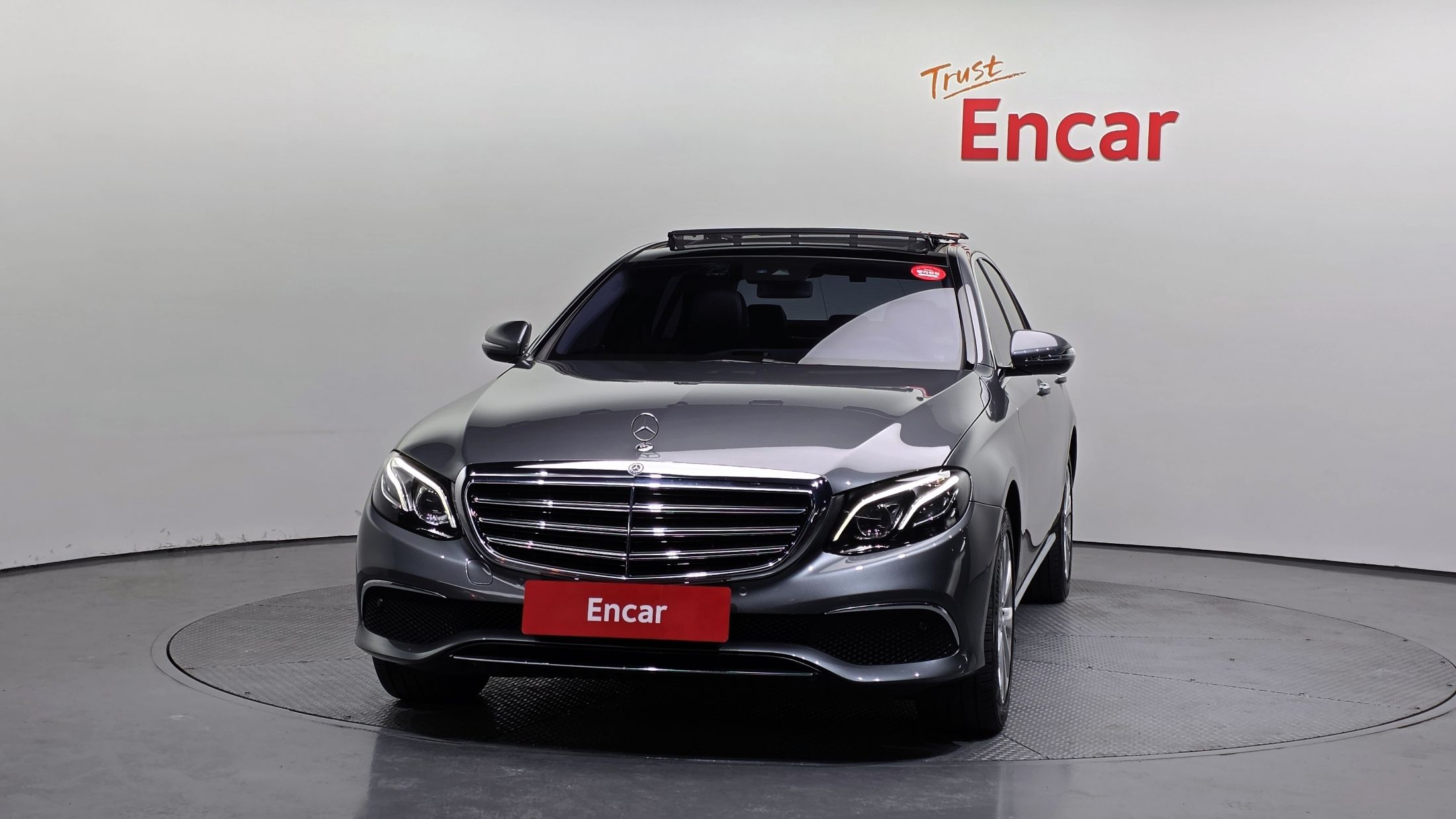 MERCEDES BENZ E-CLASS W213 2019