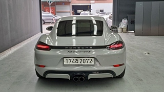 PORSCHE 718 CAYMAN 2018