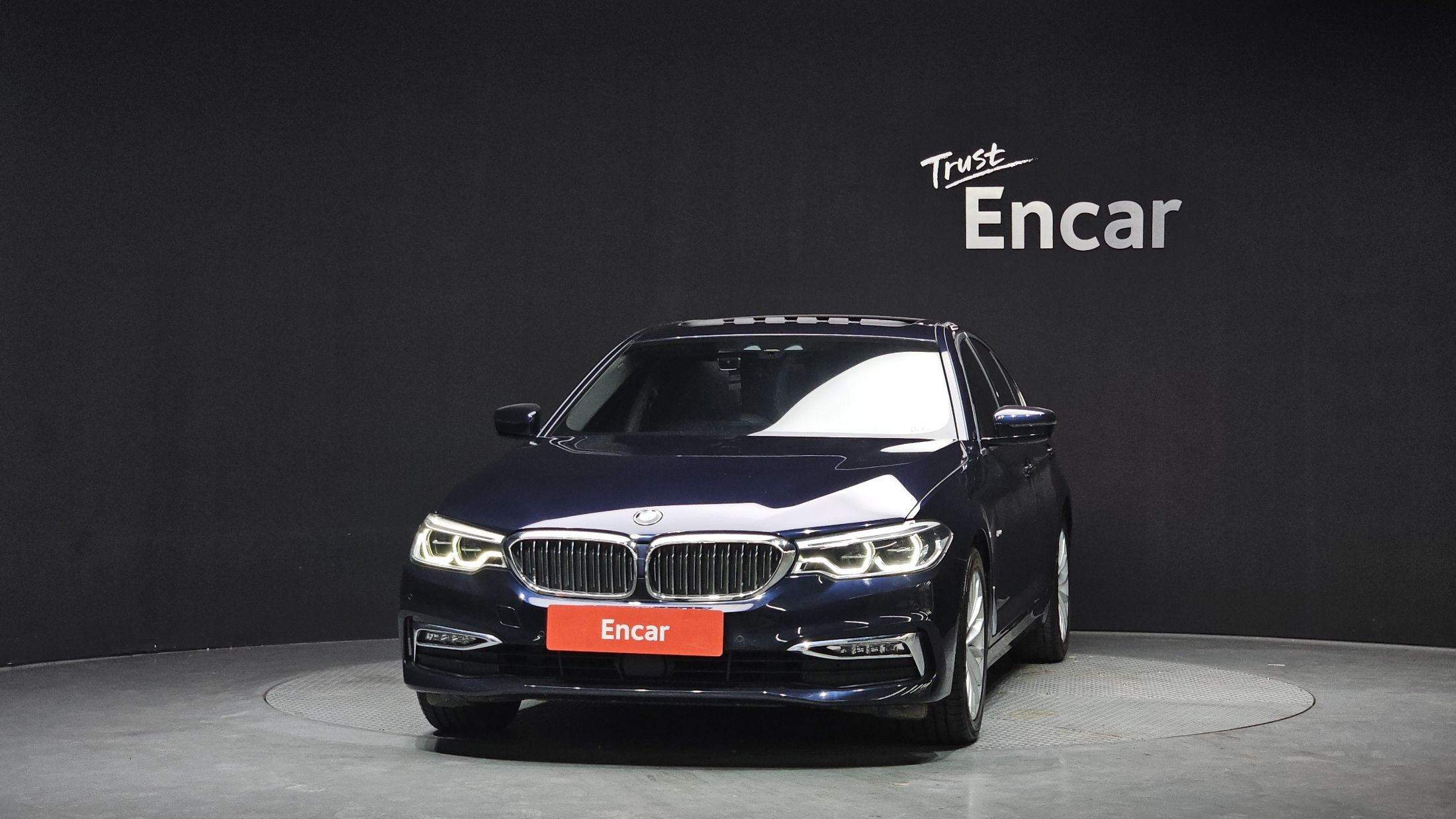 BMW 5-SERIES G30 2018