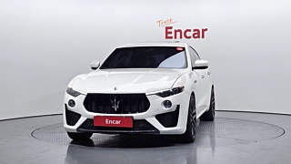 MASERATI LEVANTE 2019