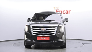 CADILLAC ESCALADE 2017