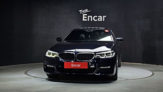 BMW 5-SERIES G30 2017