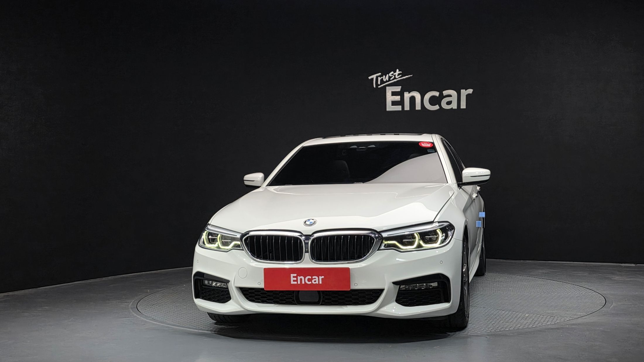 BMW 5-SERIES G30 2018