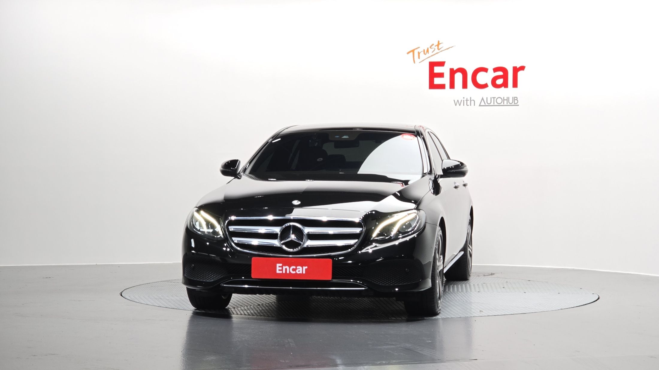 MERCEDES BENZ E-CLASS W213 2018
