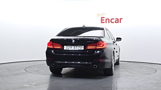 BMW 5-SERIES G30 2018