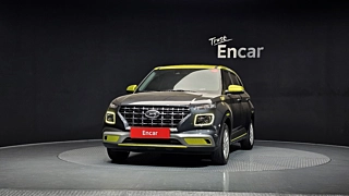 HYUNDAI VENUE