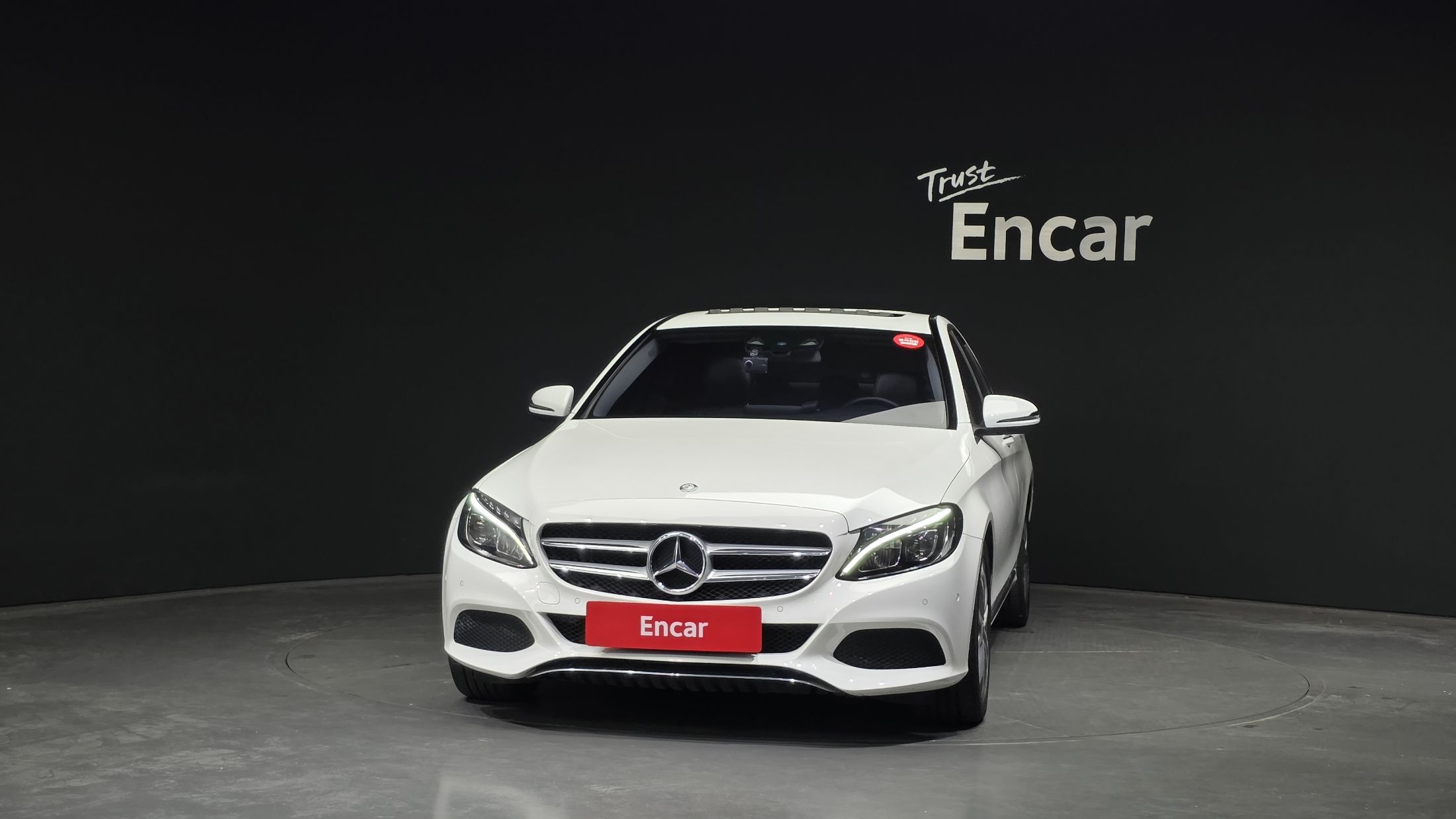 MERCEDES BENZ C-CLASS W205 2016