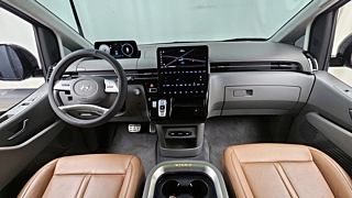 HYUNDAI STARIA 2023