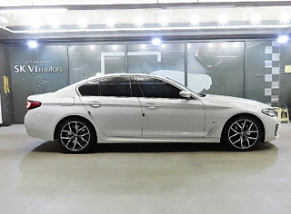 BMW 5-SERIES G30 2022