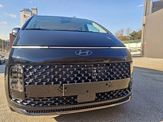 Заказать HYUNDAI STARIA