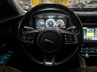 JAGUAR XF X260 2018