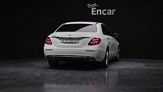 MERCEDES BENZ E-CLASS W213 2016