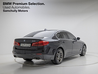 BMW 5-SERIES G30 2020