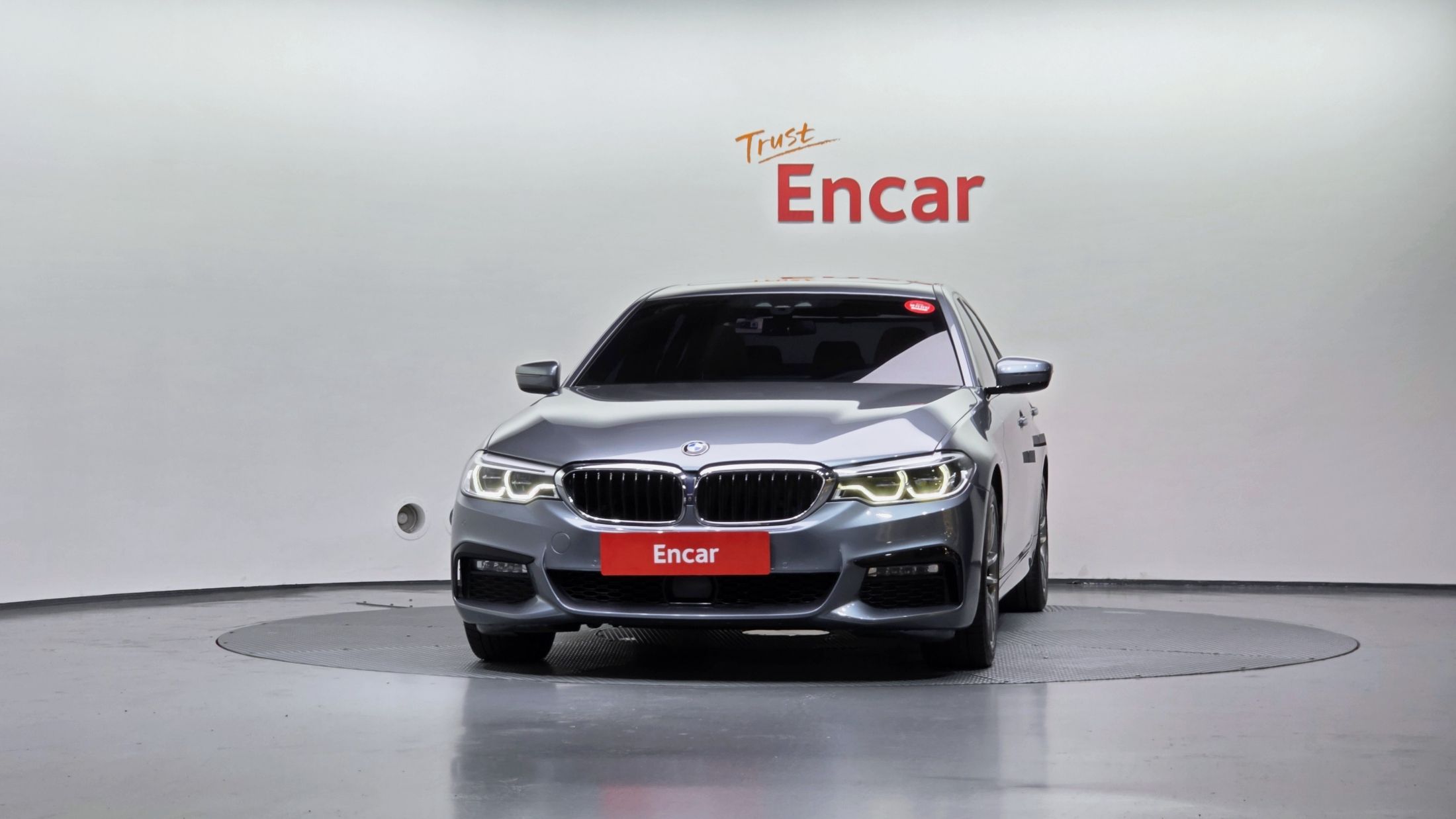 BMW 5-SERIES G30 2017