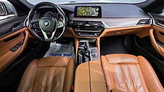 BMW 5-SERIES G30 2017