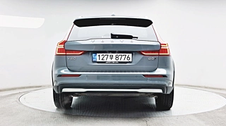 VOLVO V60 CROSS COUNTRY 2023