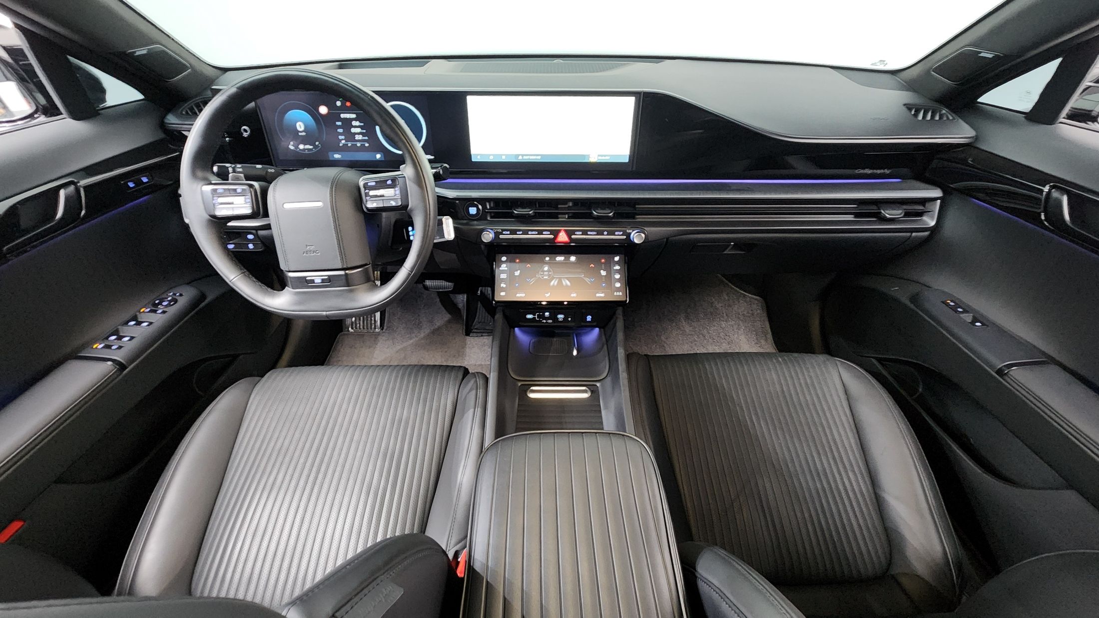 HYUNDAI GRANDEUR GN7 2023