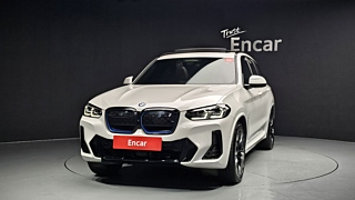 BMW IX3 2022