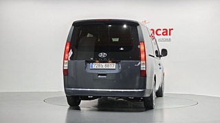 HYUNDAI STARIA 2022