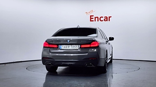 BMW 5-SERIES G30 2022