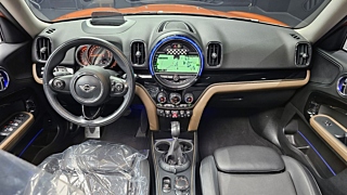 MINI COUNTRYMAN COOPER D 2017