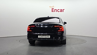 VOLVO S90 2019