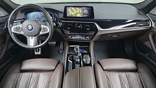 BMW 5-SERIES G30 2019