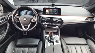 BMW 5-SERIES G30 2017