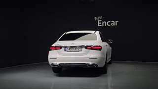 MERCEDES BENZ E-CLASS W213 2020